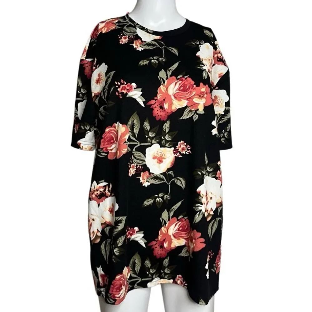 SHEIN Floral Black Women's Top Size Medium